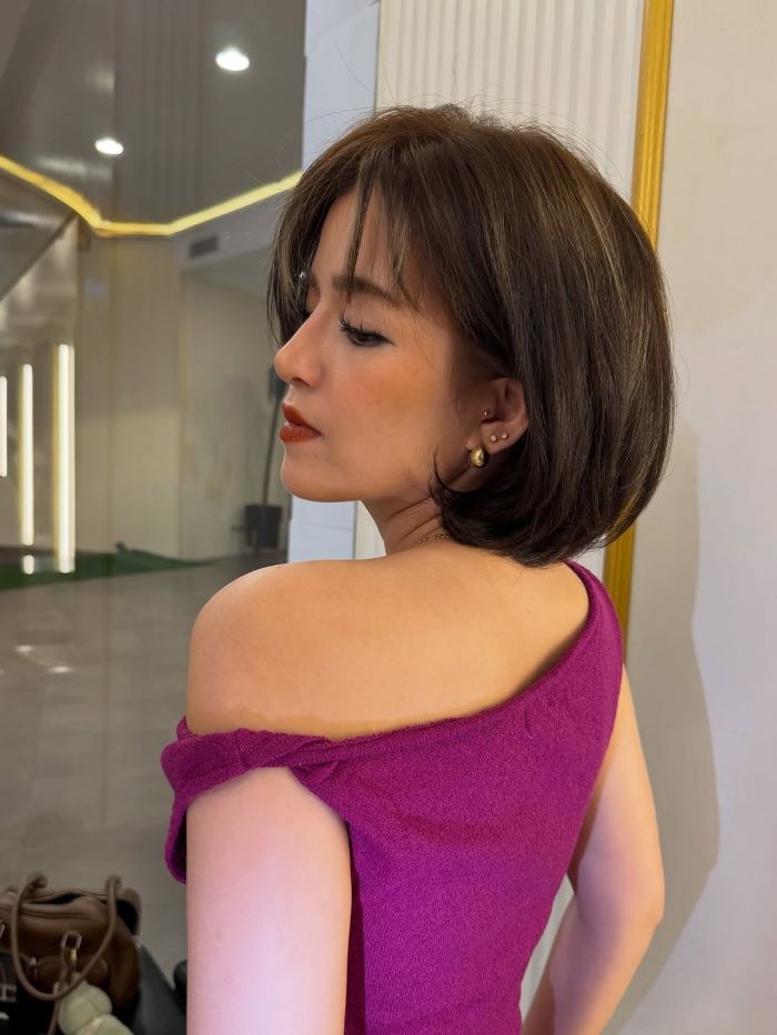 Chin-Length Textured Cut