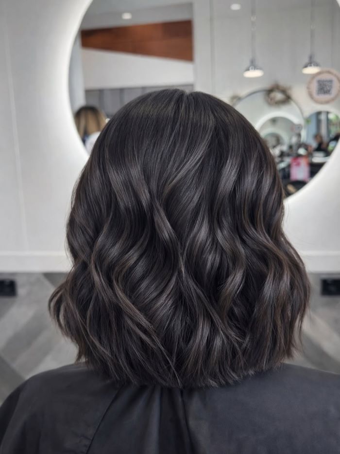 Layered Bob with Soft Waves