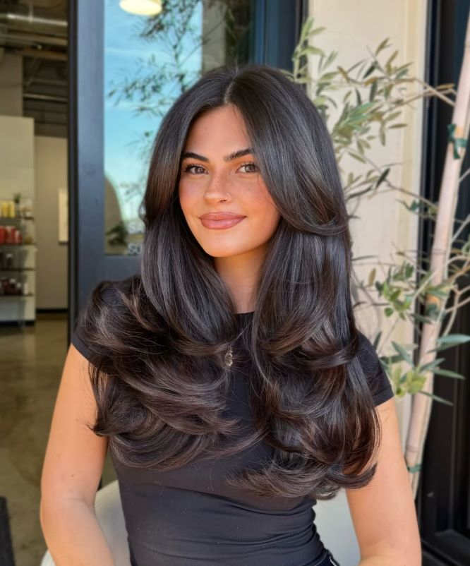 Layered Cut with Tucked Styling Method