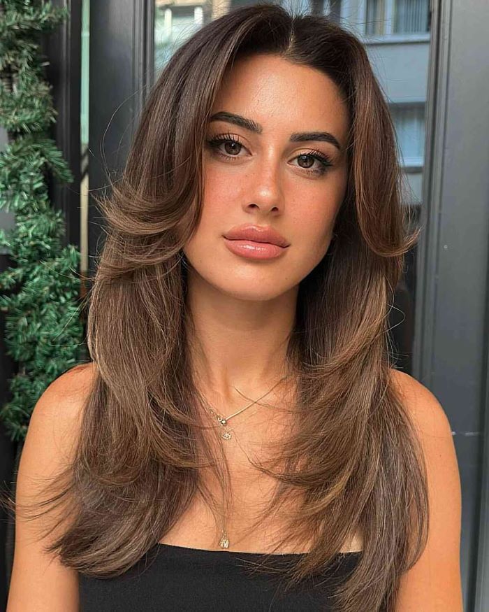 Tapered Bangs for a Gradual Blend
