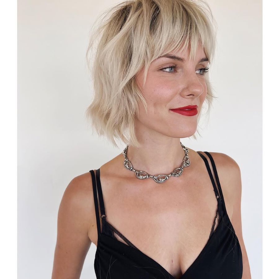 Wavy Bob with Choppy Ends