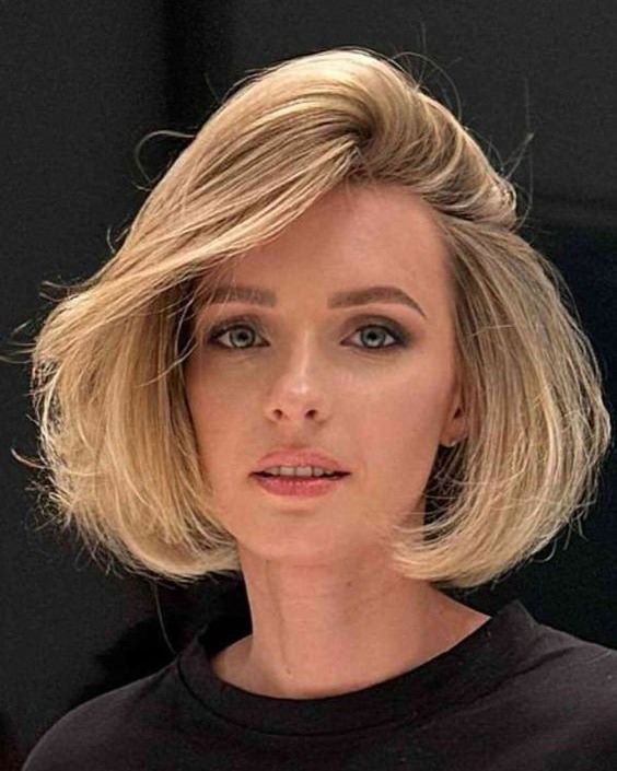 Wavy Bob with Side Part